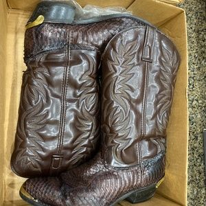 J. Chisholm Handcrafted Boots